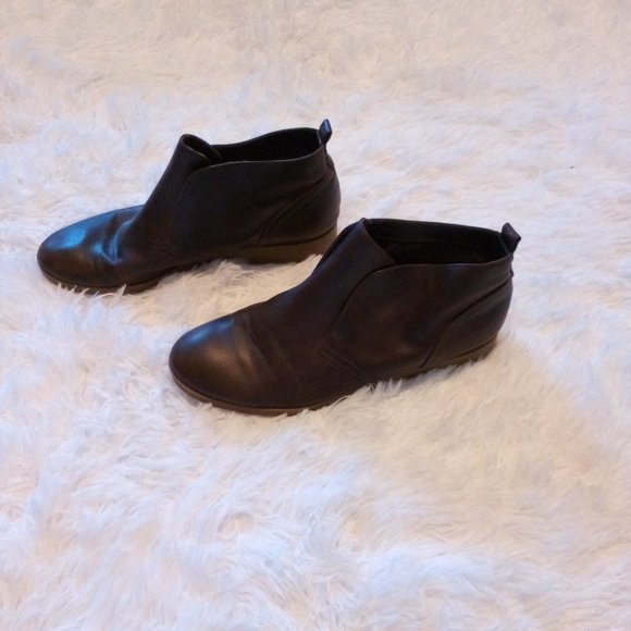 Indigo Rd. Boots - Picture 3 of 3